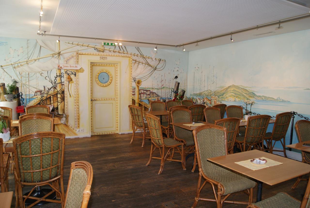 Hotel Schlosspintli Spiez Bagian luar foto